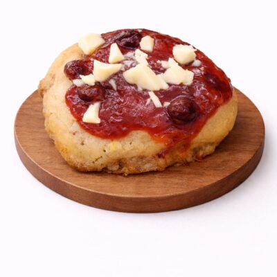 Cheescake y frutos rojos con choco blanco